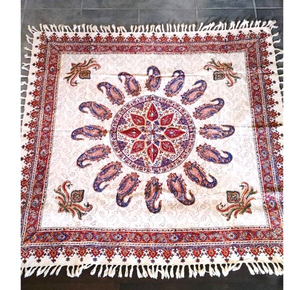 Isfahan Shalamkar 120x120 table cloth cover rug Multicolor Calico - Picture 1 of 5
